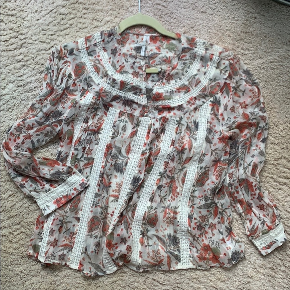 SEMI SHEER FLORAL LS BOHO TOP